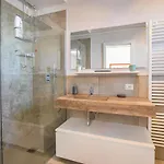 Amazing Home In Lazise 度假居 *