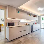 Amazing Home In Lazise