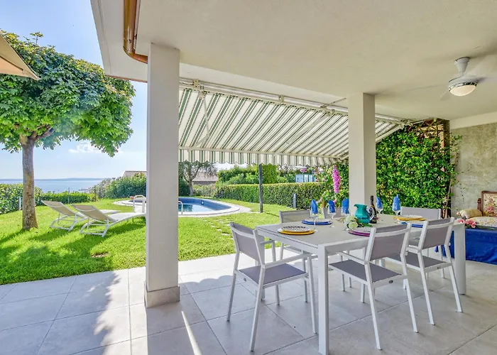 Dom wakacyjny 3 Bedroom Stunning In *